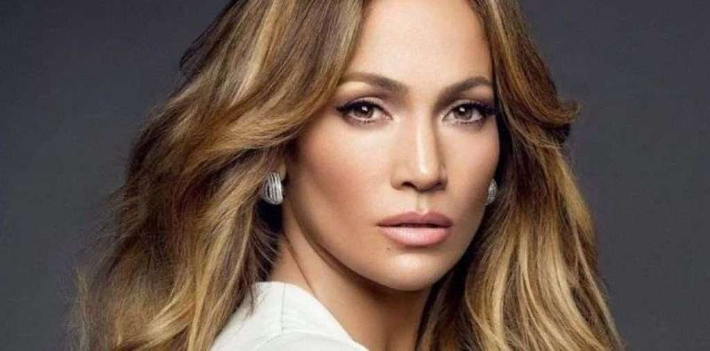 El tratamiento facial favorito de Jennifer Lopez